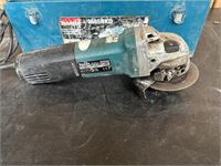 Makita 9565h Haakse Slijper – foto 2 – kavel bij Hammertime