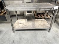 Rvs Werktafel – kavel bij Hammertime