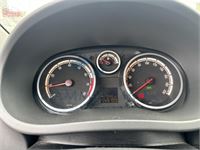 Opel Corsa 1.2i Essentia, 2010 – foto 11 – kavel bij Hammertime