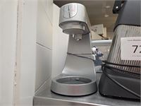 1 Keukenrobot Kenwood – foto 3 – kavel bij Hammertime