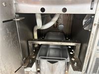 2 Friteuses Elfrano Ne12 – foto 8 – kavel bij Hammertime