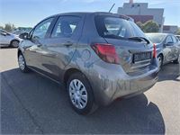 Toyota Yaris 1.4 D-4d Comfort, 2016 – foto 8 – kavel bij Hammertime