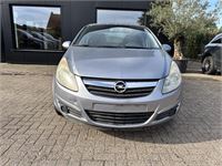 Opel Corsa, 2007 – foto 3 – kavel bij Hammertime
