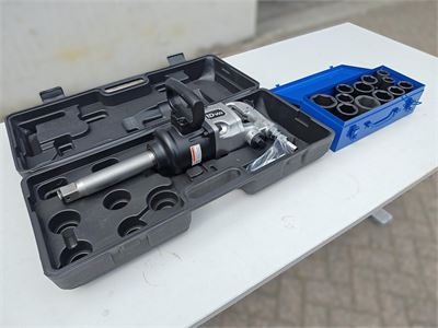 Pneumatische Slagmoersleutel 1"2400nm Met Krachtdoppenset 12 Delig – kavel bij Hammertime