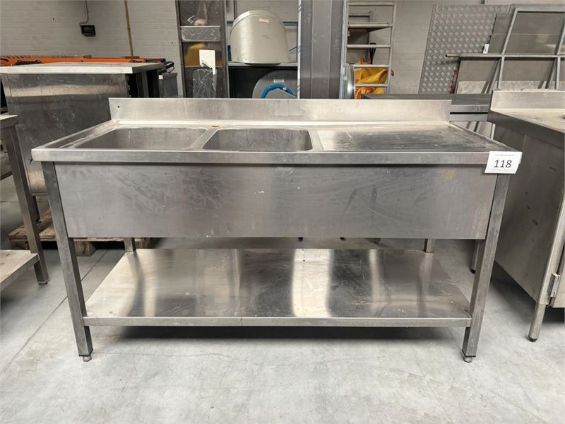 Rvs Spoeltafel – kavel bij Hammertime