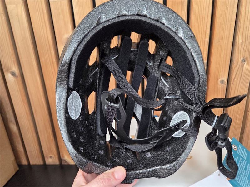 1 Fietshelm Blauw Medium – foto 7 – kavel bij Hammertime