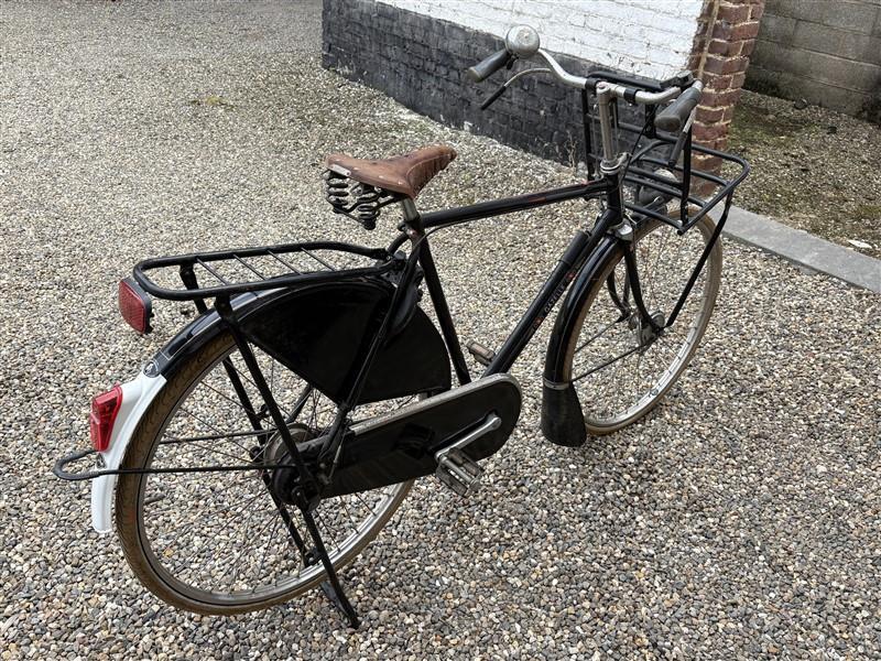 https://cdn.aeman.nl/AE_Hammertime/image/800/800/123367bb-a05a-4d62-831c-59bdf3a3fb52/jpg