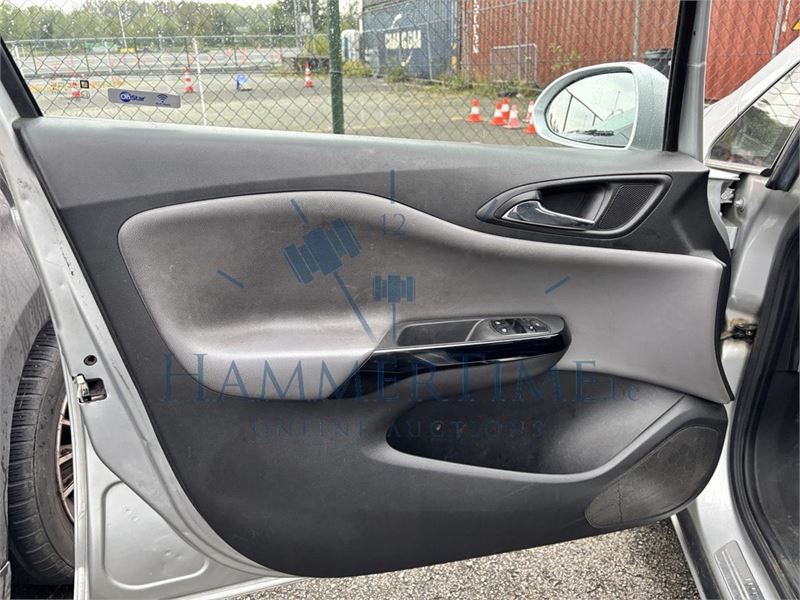 Opel Corsa 1.4i Cosmo, 2016 – foto 10 – kavel bij Hammertime