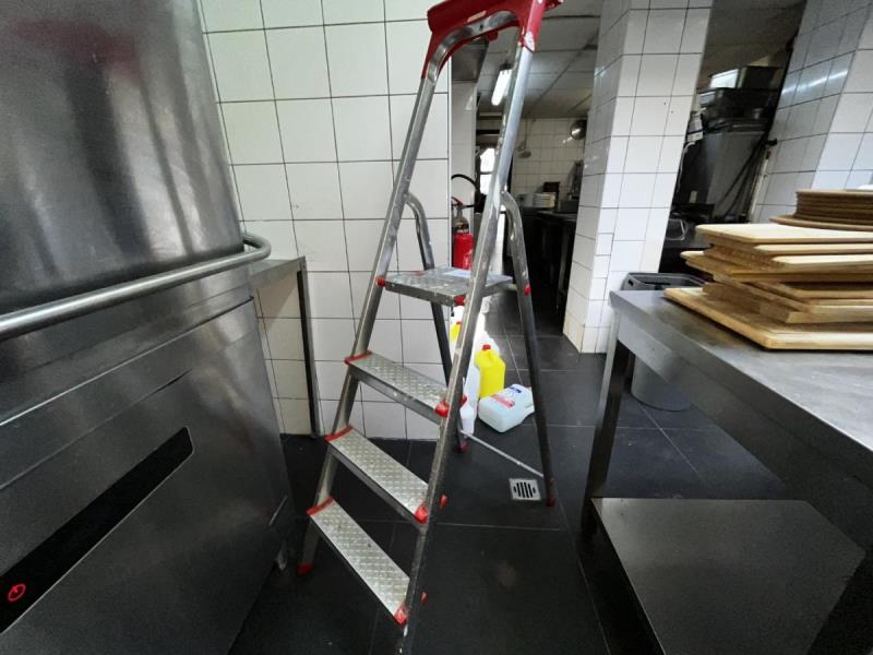 https://cdn.aeman.nl/AE_Hammertime/image/800/800/2f7af86f-e061-4b96-8d15-3533cd54411b/jpg