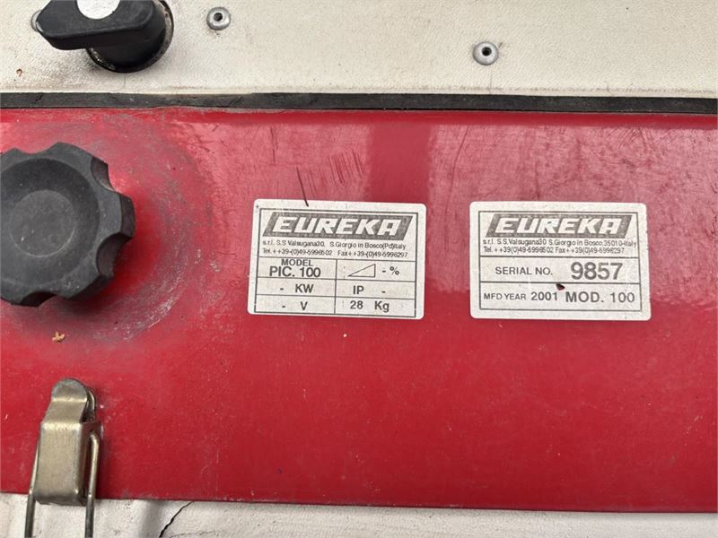 Veegmachine Eureka Picobello 100 – foto 5 – kavel bij Hammertime