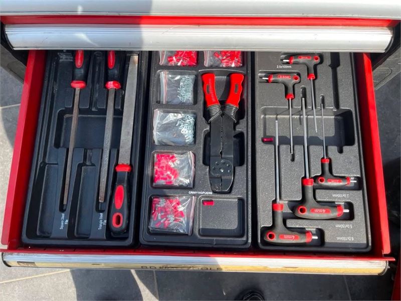 1 Gevulde Verrijdbare Werkkoffer – foto 6 – kavel bij Hammertime