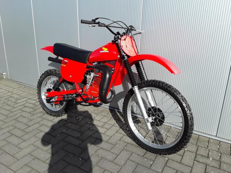 https://cdn.aeman.nl/AE_Hammertime/image/800/800/3b8e3f9a-a75f-4dae-af74-8281e1b4f7b2/jpg