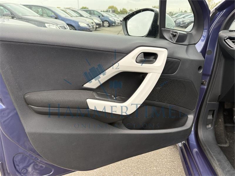 Peugeot 208 1.0i Puretech Like, 2016 – foto 9 – kavel bij Hammertime