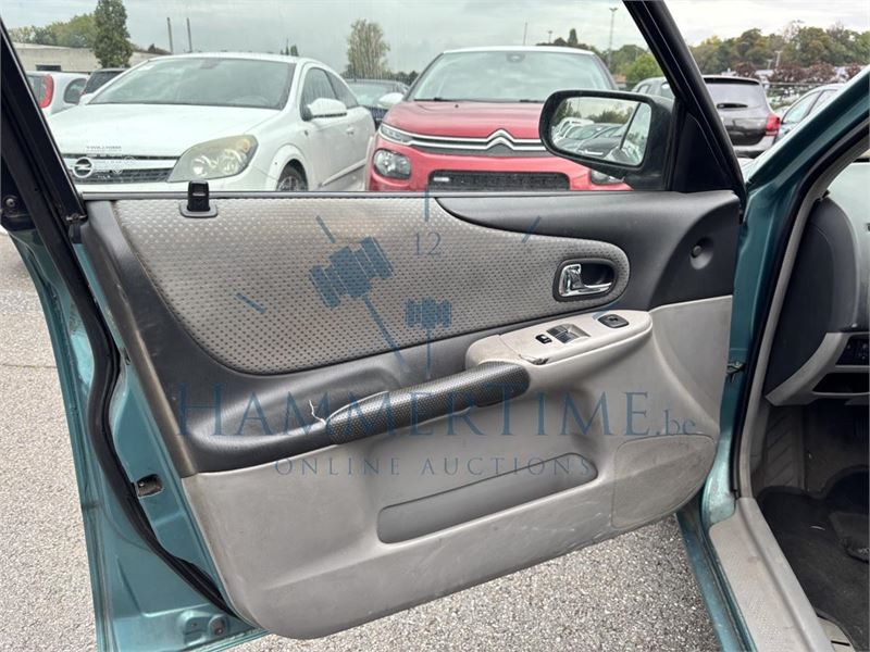 Mazda 3 Sedan 1.6i 16v Tsi, 2002 – foto 10 – kavel bij Hammertime