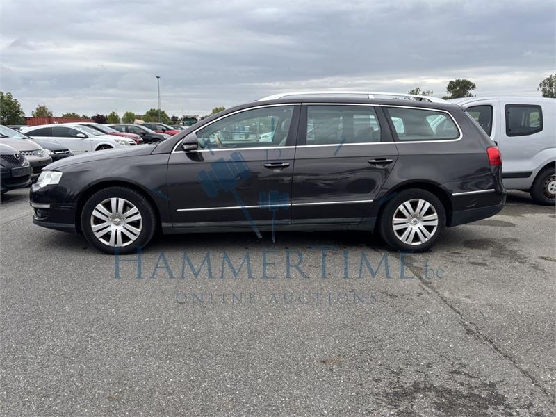 Volkswagen Passat Sw 2.0 Tdi Highline, 2006 – foto 9 – kavel bij Hammertime
