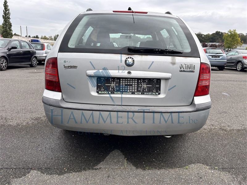Skoda Octavia 1.4i 16v Tradition, 2004 – foto 7 – kavel bij Hammertime