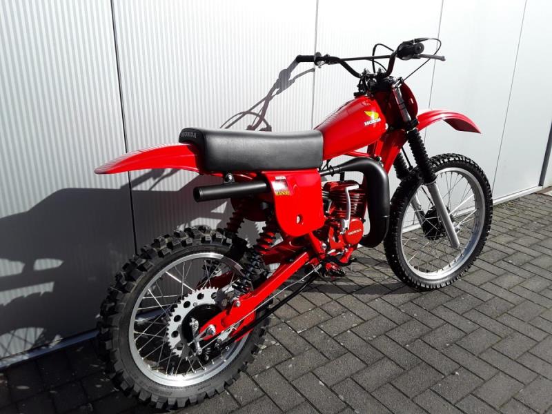 https://cdn.aeman.nl/AE_Hammertime/image/800/800/527575ec-d98f-407d-b87b-6b1802345c40/jpg