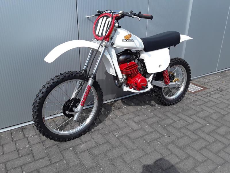 https://cdn.aeman.nl/AE_Hammertime/image/800/800/651108f7-99ec-4b58-b281-a2f96cdf521f/jpg