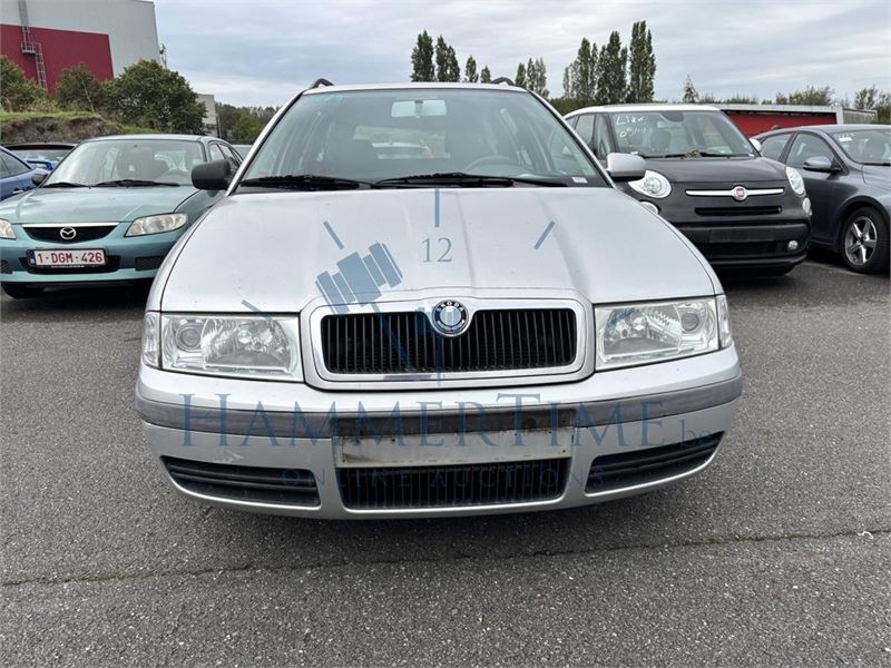 Skoda Octavia 1.4i 16v Tradition, 2004 – foto 3 – kavel bij Hammertime