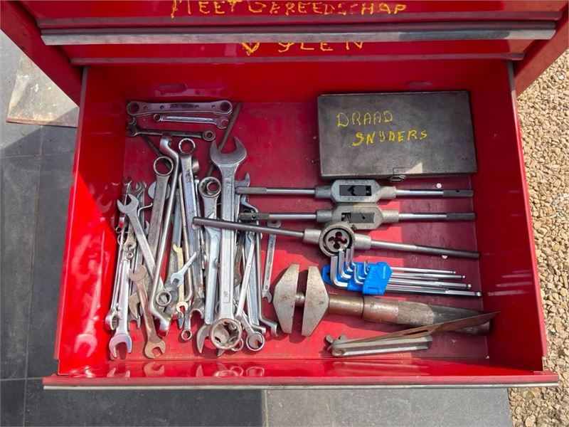 1 Gevulde Verrijdbare Werkkoffer – foto 4 – kavel bij Hammertime