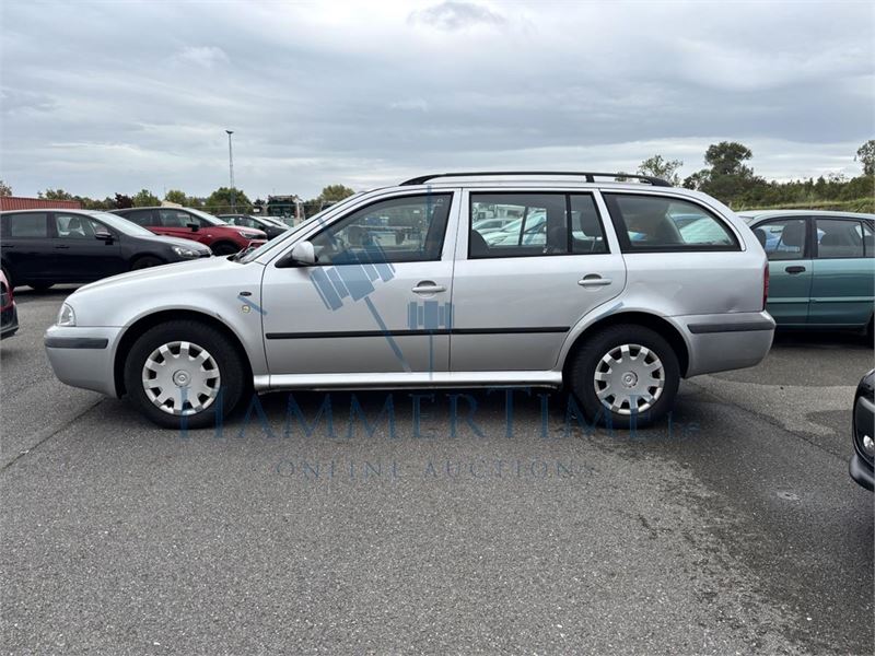 Skoda Octavia 1.4i 16v Tradition, 2004 – foto 9 – kavel bij Hammertime