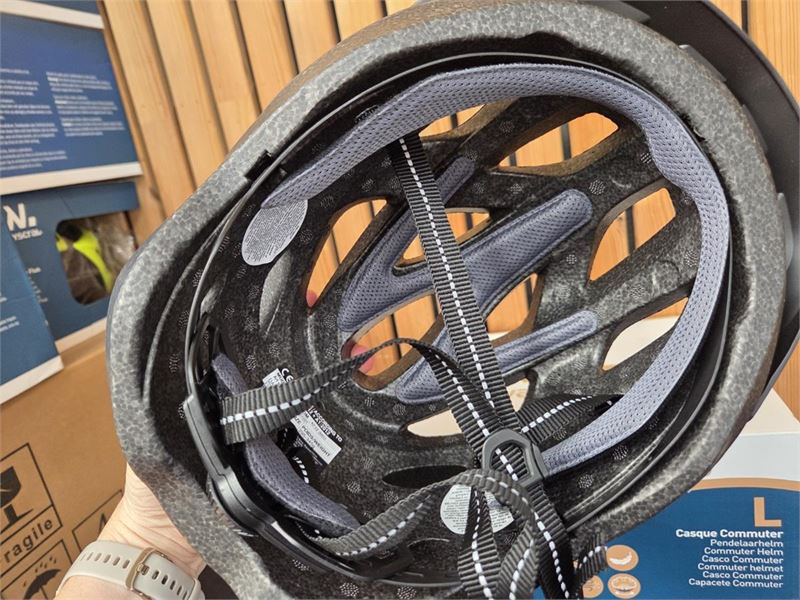 1 Fietshelm Grijs Large – foto 4 – kavel bij Hammertime