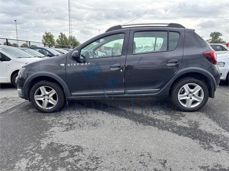 Dacia Sandero Stepway 0.9 Tce Stepway Plus, 2015 – foto 9 – kavel bij Hammertime