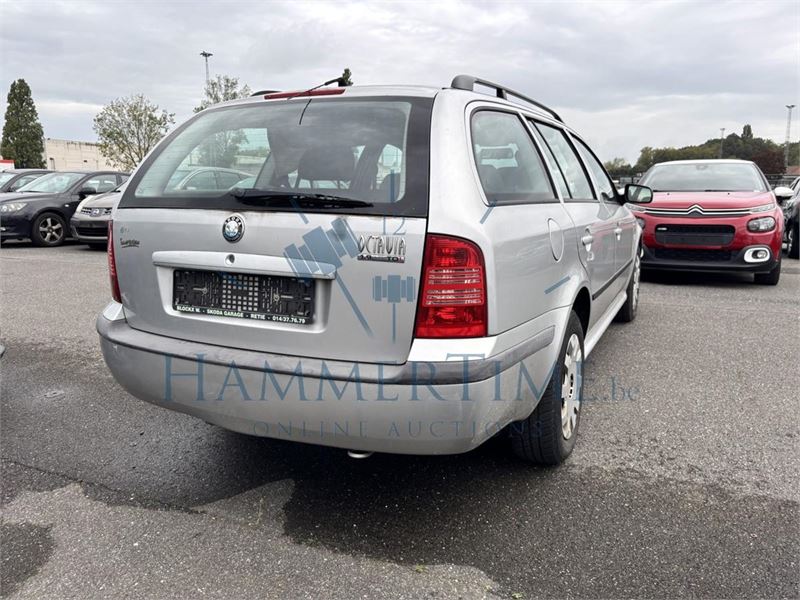 Skoda Octavia 1.4i 16v Tradition, 2004 – foto 6 – kavel bij Hammertime