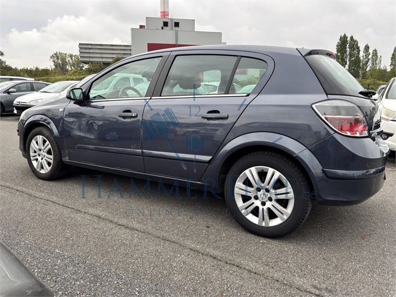 Opel Astra 1.6i Essentia, 2009 – foto 9 – kavel bij Hammertime