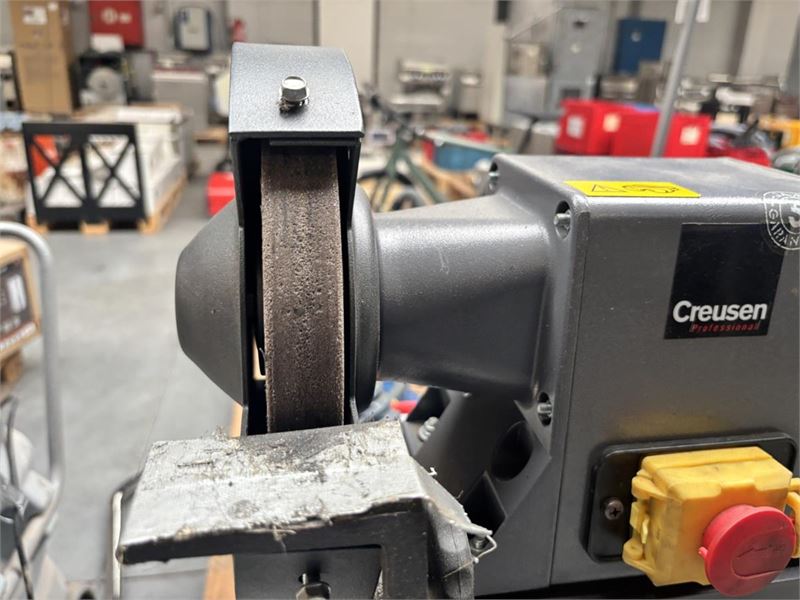 Stannde Slijpmachine Creusen Ak8000 – foto 4 – kavel bij Hammertime