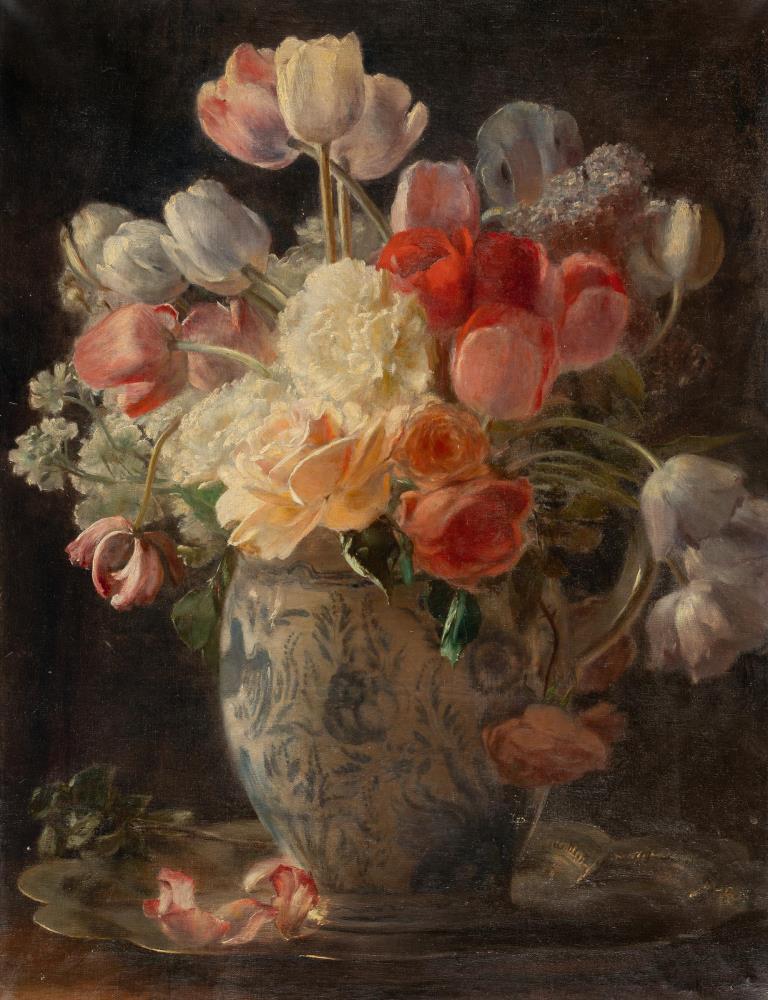 Blumenstrauß in einer Porzellanvase