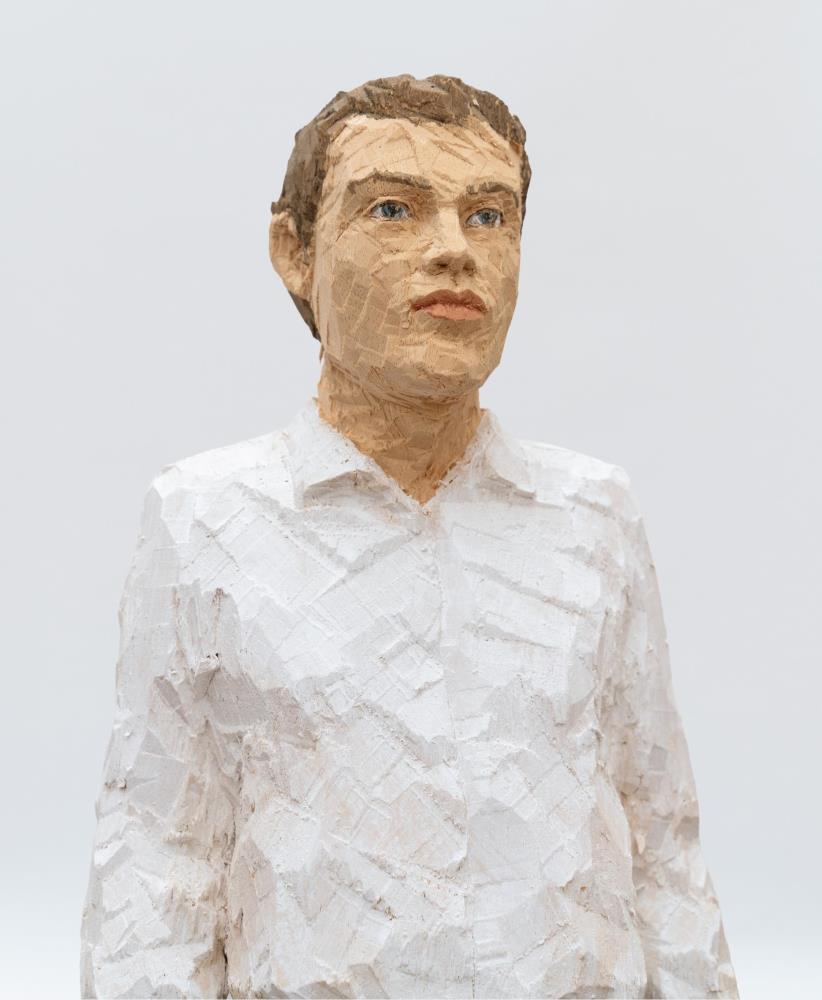 Mann mit schwarzer Hose