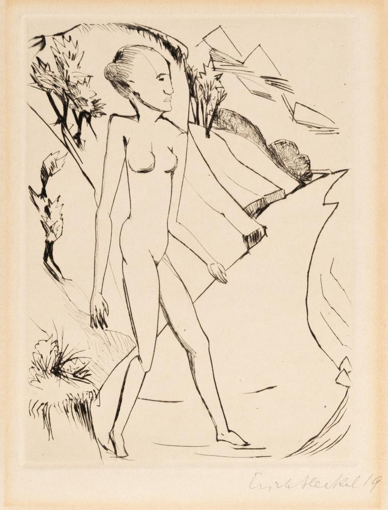 Stehendes Mädchen am Strand