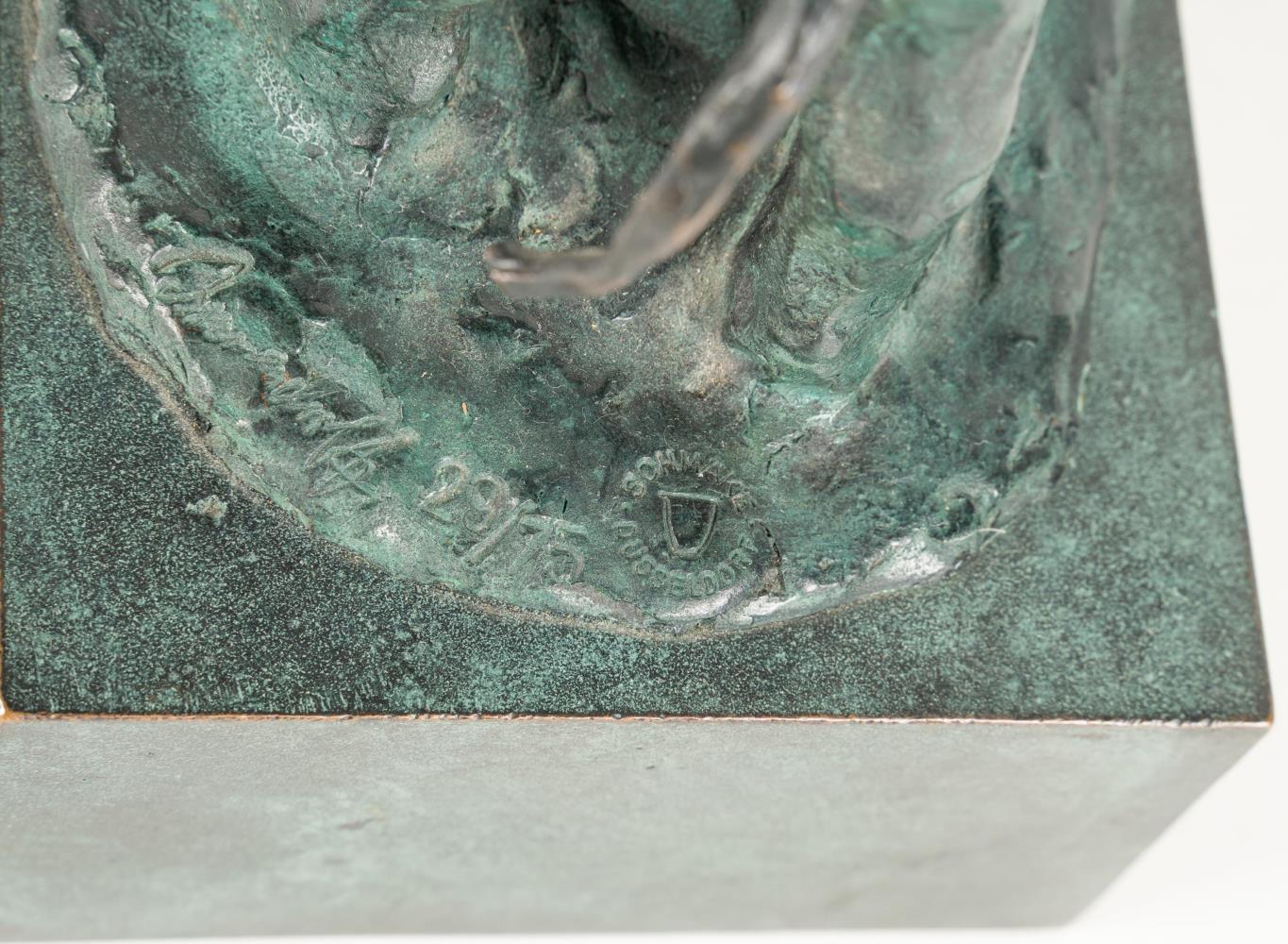 Malerstamm: Affe mit Besen