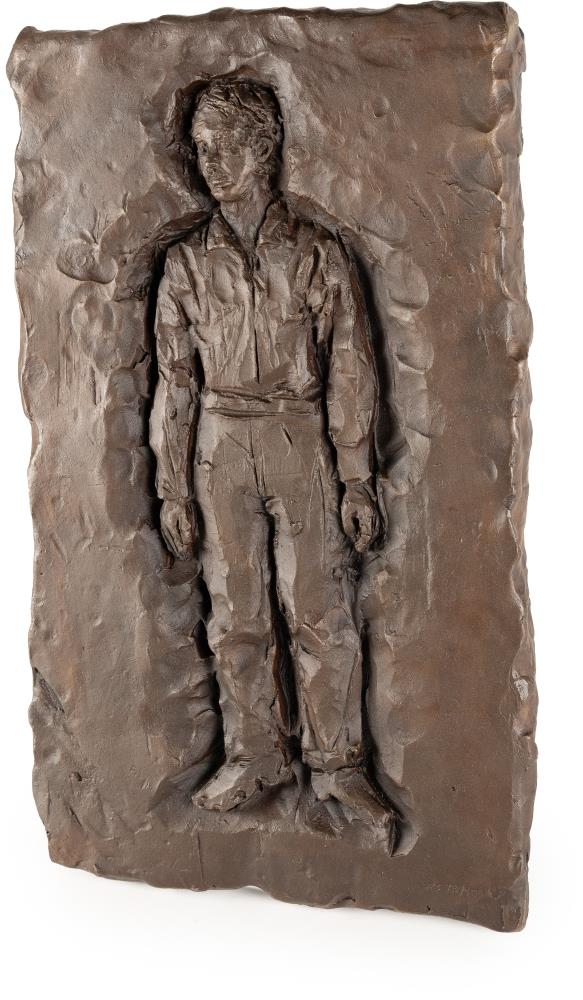 Relief Mann aus: Schmerztransformationen