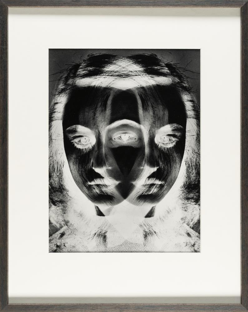 "Maske einer Tänzerin"