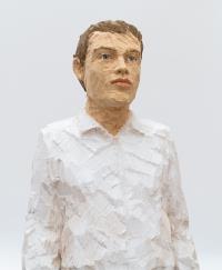 Mann mit schwarzer Hose