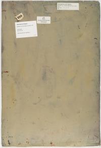 Mädchen mit rotem Kopftuch auf Stuhl