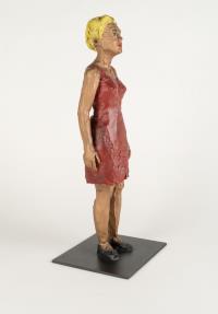 Frau mit rotem Kleid (under reserve)