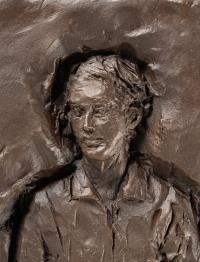 Relief Mann aus: Schmerztransformationen