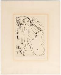 Stehendes Mädchen am Strand