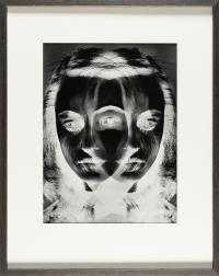 "Maske einer Tänzerin"