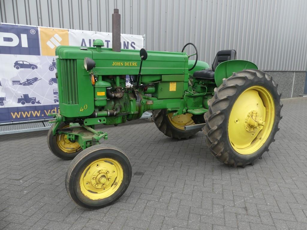 John-Deere 40