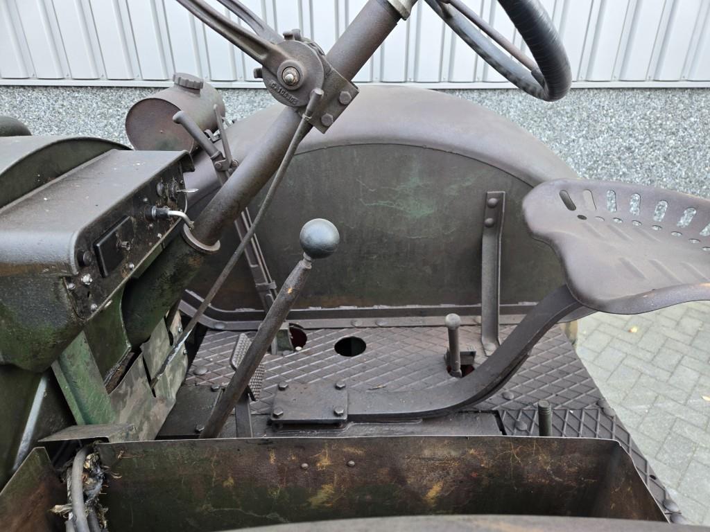 Munktells GBMV-1 Woodgas tractor running on woodgas