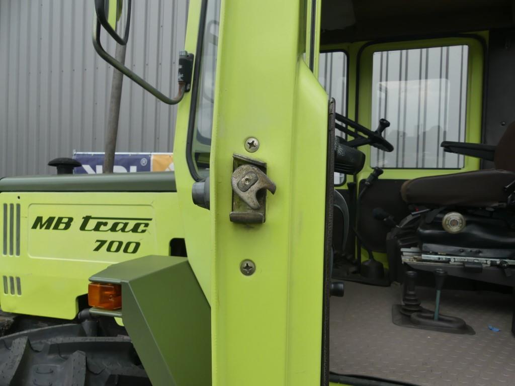 Mercedes Benz Trac 700