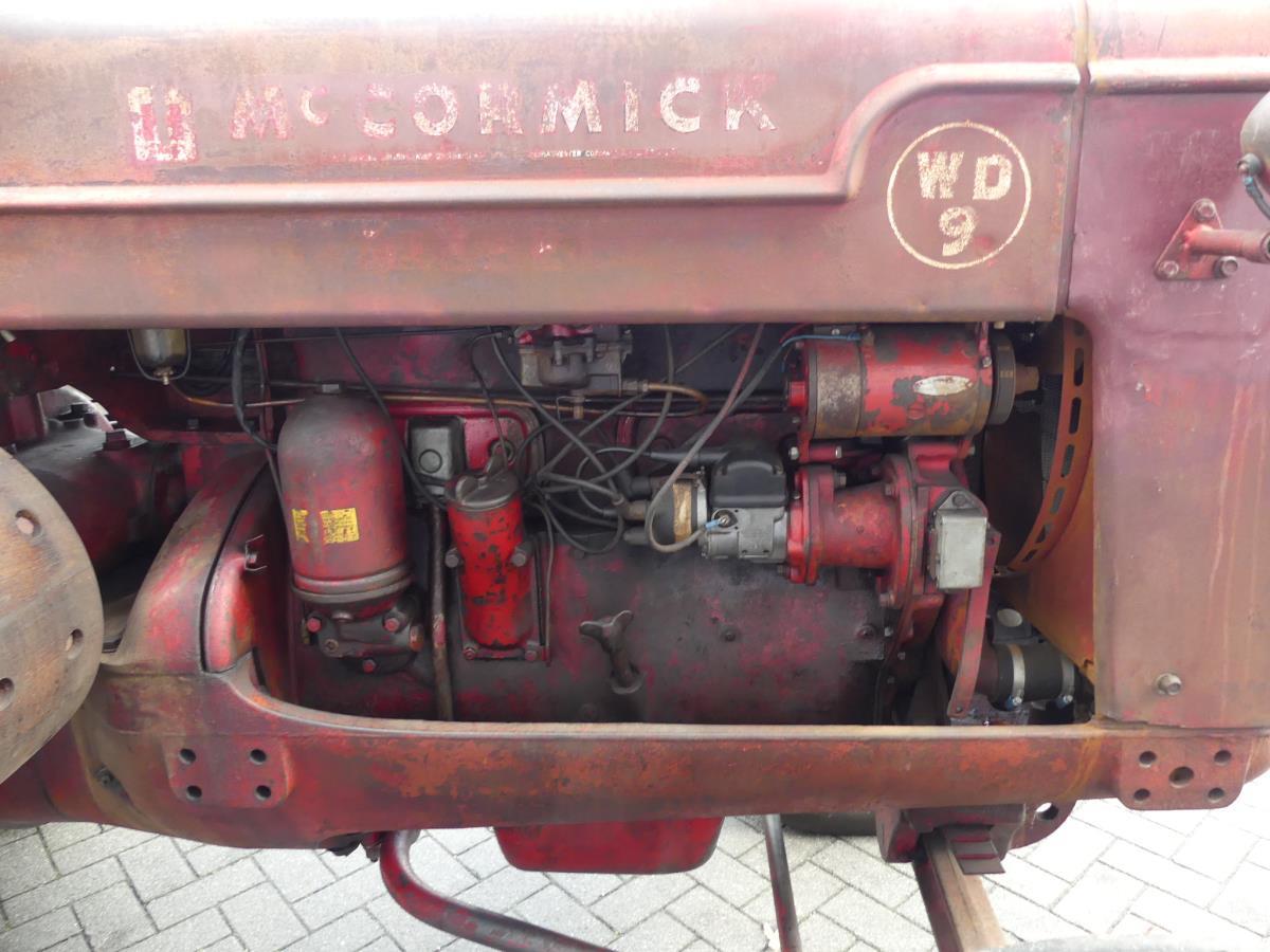 MC Cormick WD9