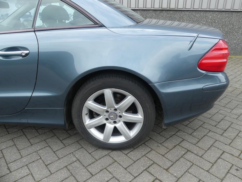 Mercedes-Benz SL500