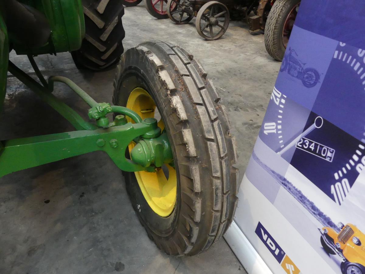 John-Deere Lanz D6006