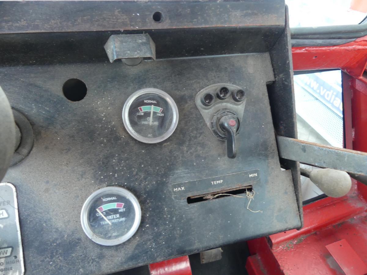 Massey-Ferguson 1200