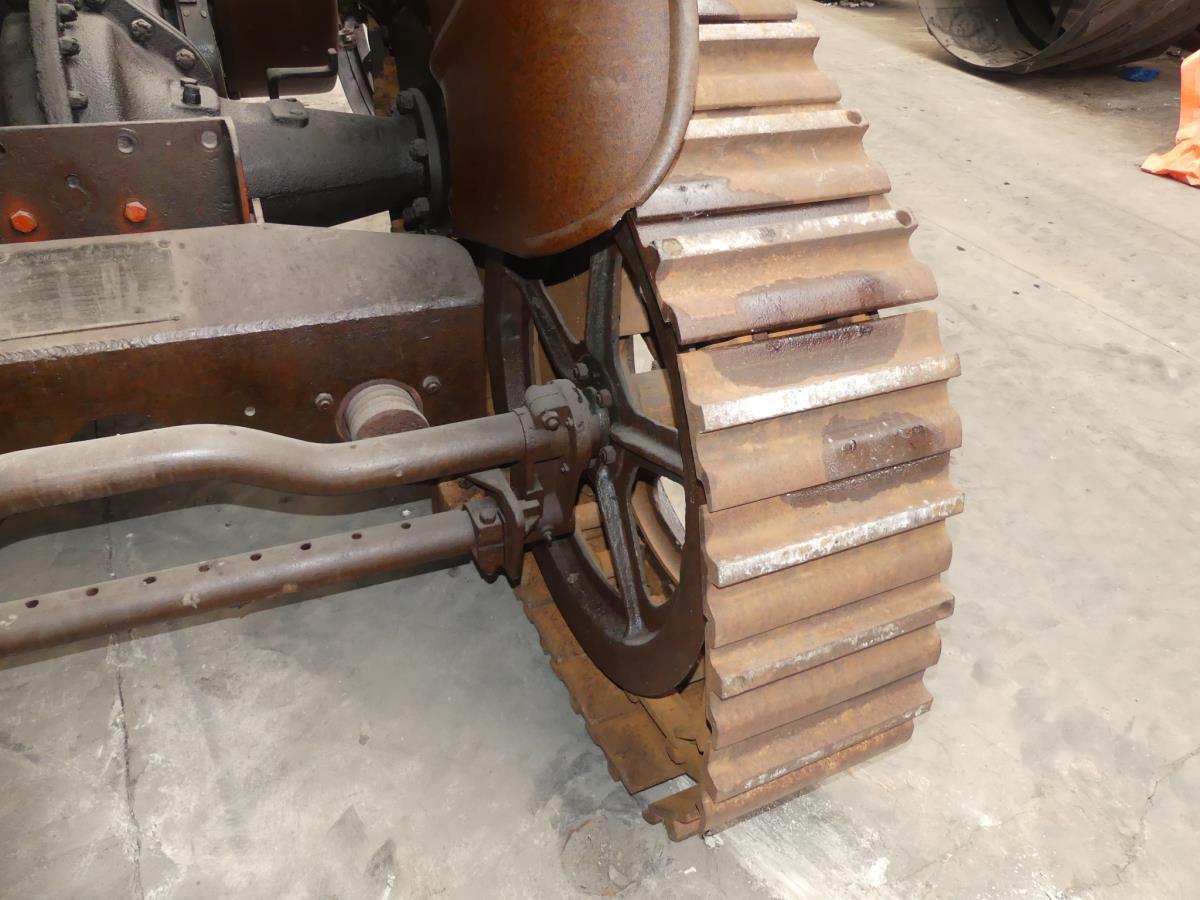 Lanz-Bulldog HR5 half track